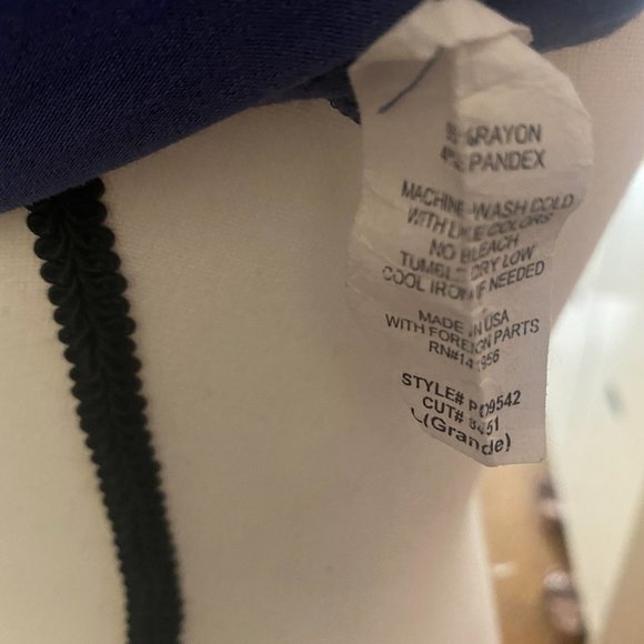 Dress - Picture 2 of 3